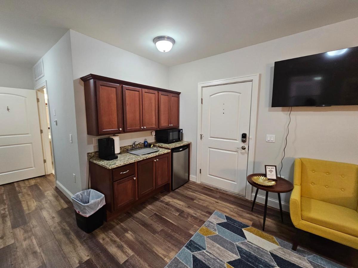 Cozy Studio At The Historic Inman Champaign Exterior foto
